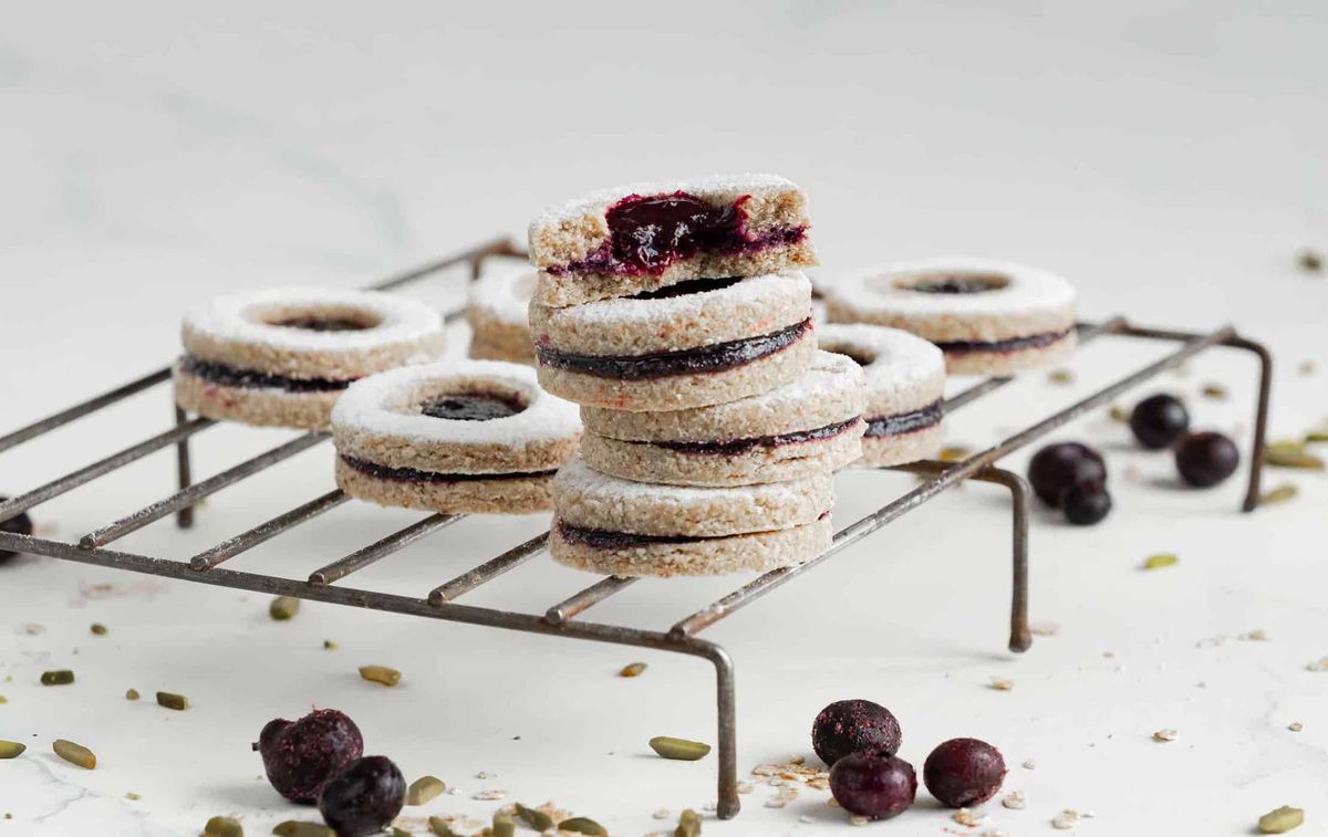 Linzer Cookies