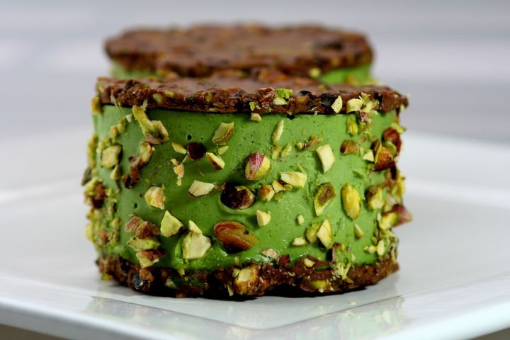 Cacao Pistachio Florentine & Mint Ice Cream Sandwich